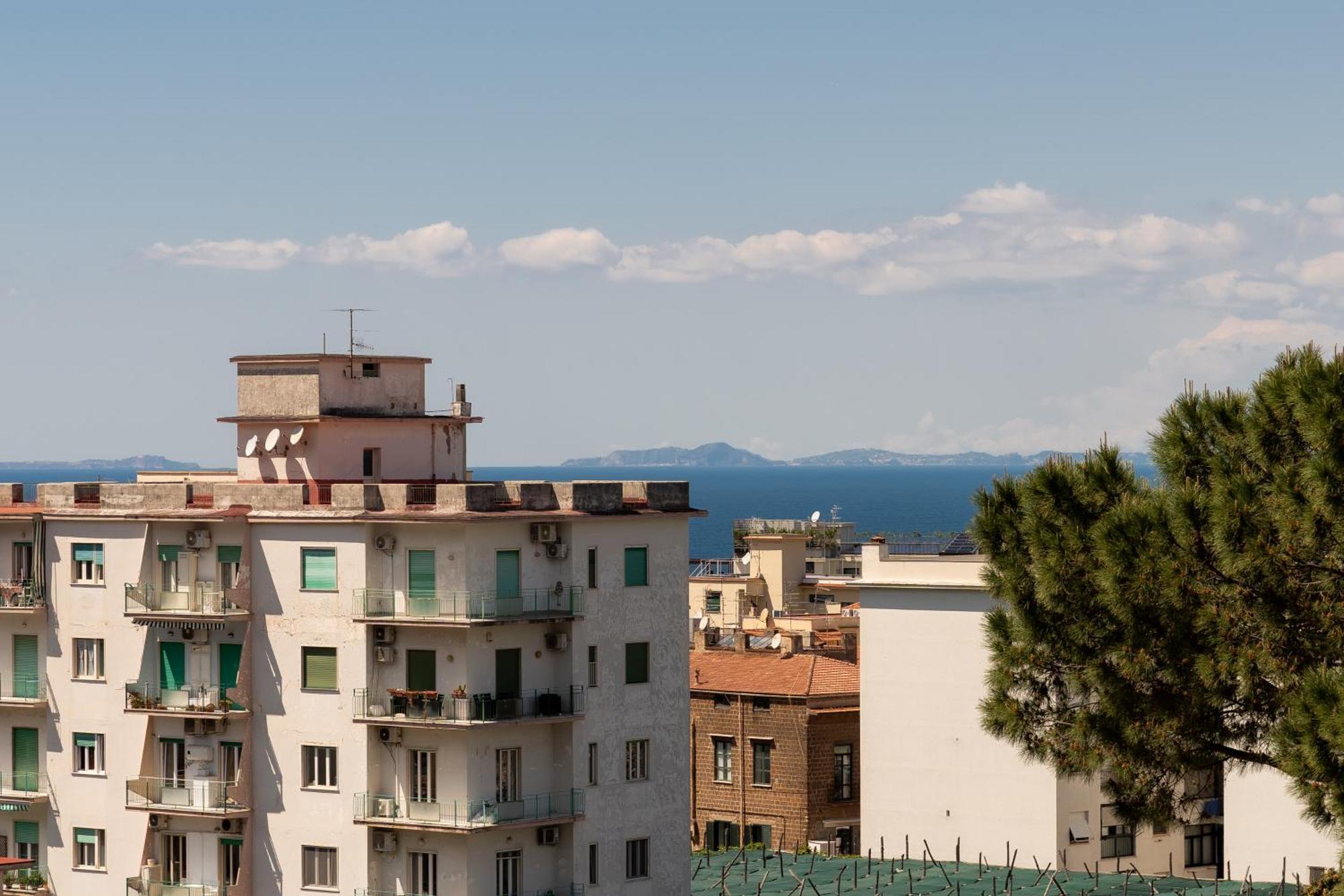 Mifra Suites Sorrento Exterior photo